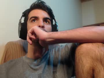 Chaturbate の therazhanen