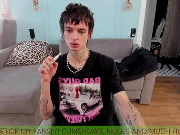 oliverrgroove на Chaturbate