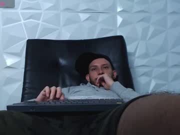 tom_rogerss no Chaturbate
