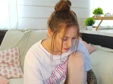 _lisaalisa_ no Chaturbate