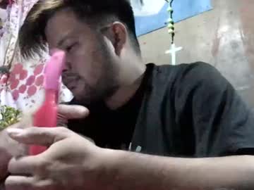 hottestpinoy2323 在 Chaturbate