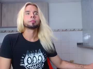 leonboom auf Chaturbate