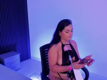 issafoxx no Chaturbate