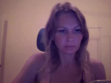 wwwywww на Chaturbate