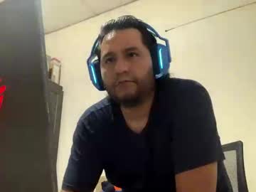 reivax2910 en Chaturbate