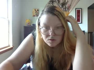 itsglitch222 на Chaturbate