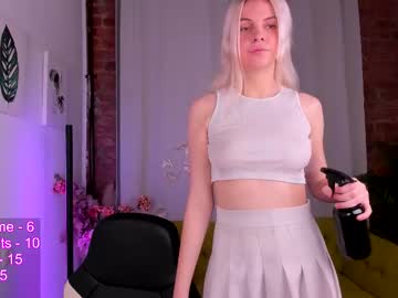 Chaturbate の lexa_coy