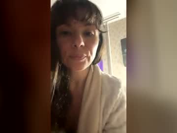 gymmilf2001 на Chaturbate