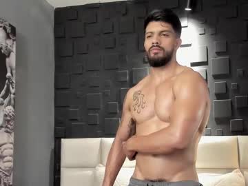 dann_saenz no Chaturbate: captura de transmissão 9