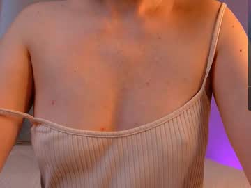 assolmonet 在 Chaturbate 的直播截图 4