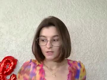 luna_gharming en Chaturbate: captura de transmisión 4