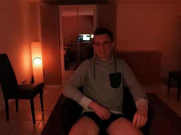 rabbitatyourservice на Chaturbate — кадр эфира 1