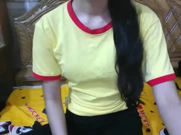 naughtymodhurima 在 Chaturbate 的直播截图 2