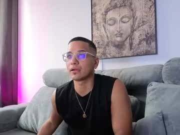 amzeuss no Chaturbate: captura de transmissão 3