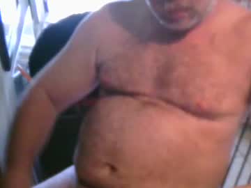 beartrini auf Chaturbate — Stream-Aufnahme 2