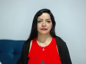 salome_teiku 在 Chaturbate 的直播截图 1