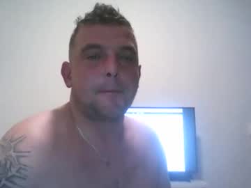 bartosz6922 sur Chaturbate : capture de diffusion 4