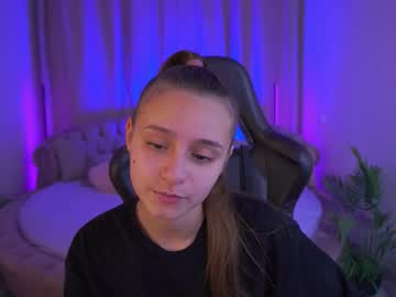 tinynataliee sur Chaturbate : capture de diffusion 5