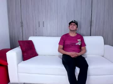 big_sexzonexxx18 на Chaturbate — кадр эфира 1