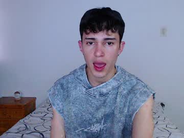 john_vichenso auf Chaturbate — Stream-Aufnahme 9