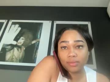 mfchoneybusty sur Chaturbate : capture de diffusion 1